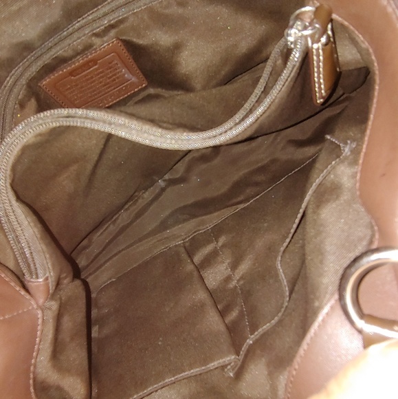 Gorgeous Coach Handbag! - Picture 5 of 7